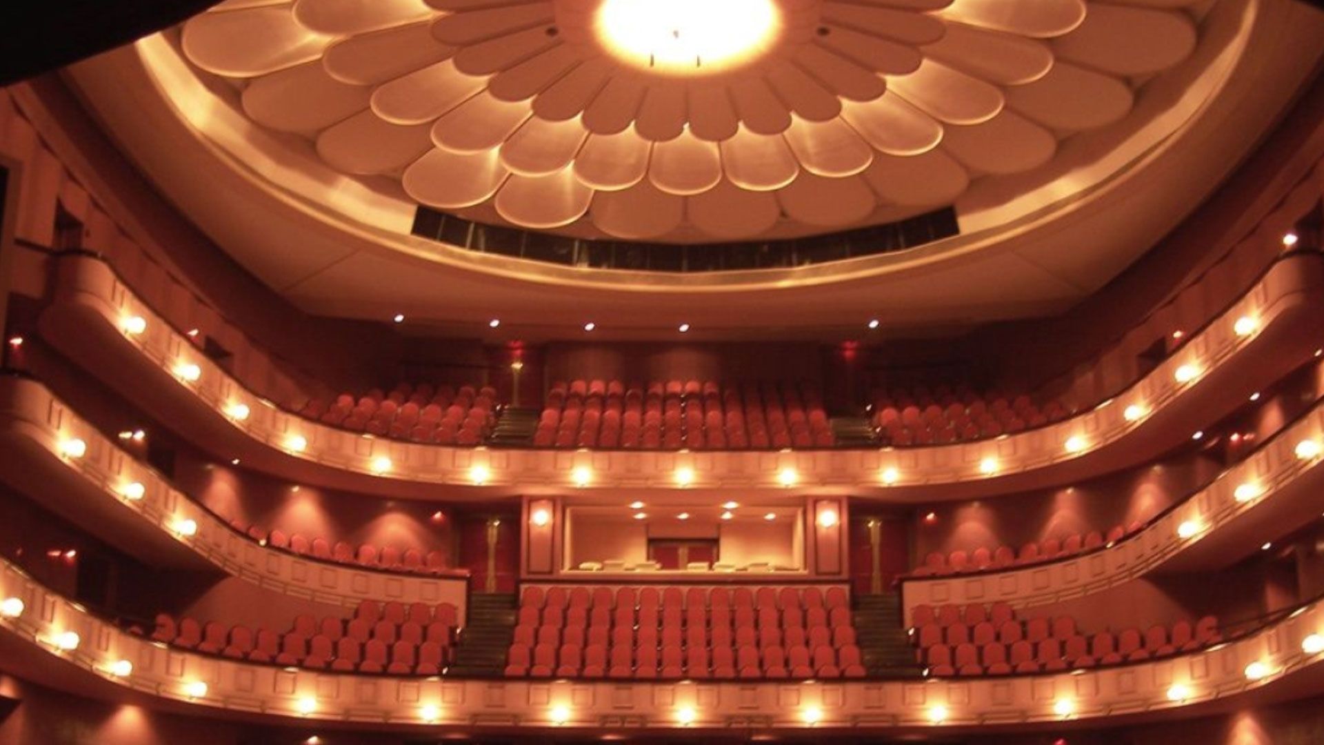 The Ultimate Guide to Uncovering the Frenetic Charm of Cairo | GQ ...