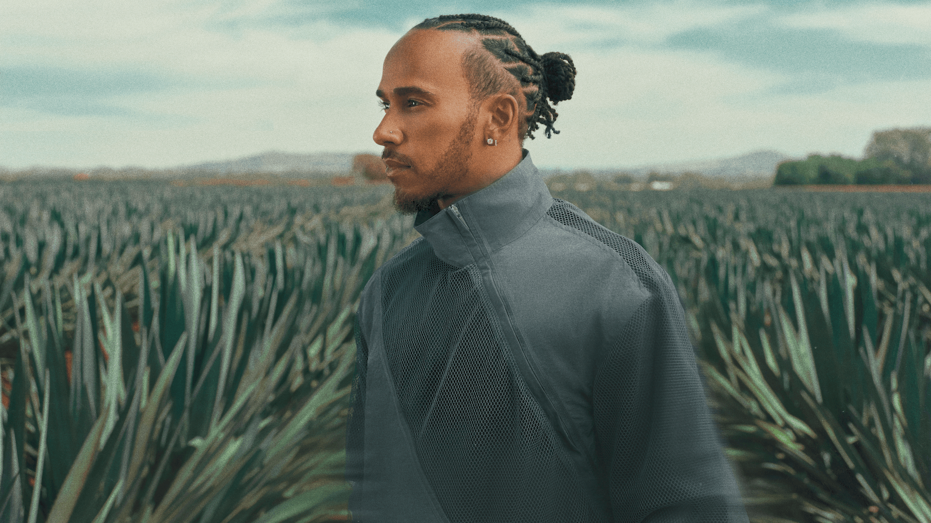 Lewis Hamilton Launches Almave, the World's First Alcohol-free Tequila | GQ  Middle East